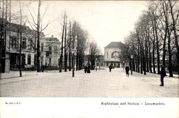 Postcard Leeuwarden Friesland Netherlands, Sophialaan with train station