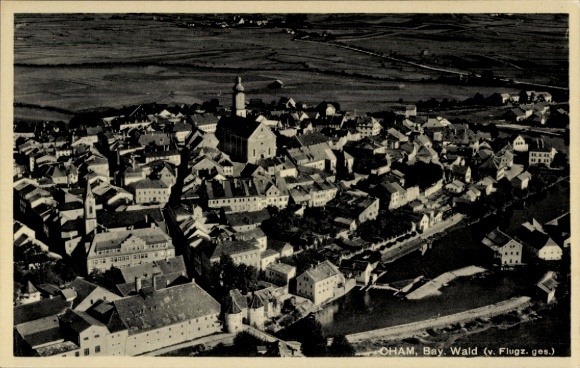 Ak Cham in de Opper-Palts, luchtfoto