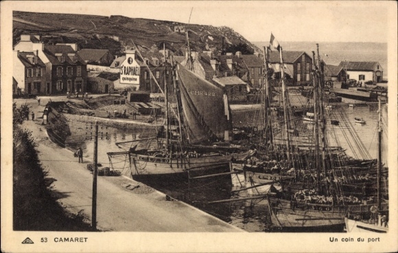Postcard Camaret sur Mer Finistère, harbor view, sailing boats, typical architecture, old houses