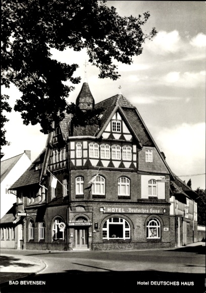 Postcard Bad Bevensen in Lower Saxony, Hotel Deutsches Haus
