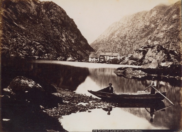 Photo Canton of Bern Switzerland, Grimsel, Grimselpass, Le Lac and le Finsteraarhorn
