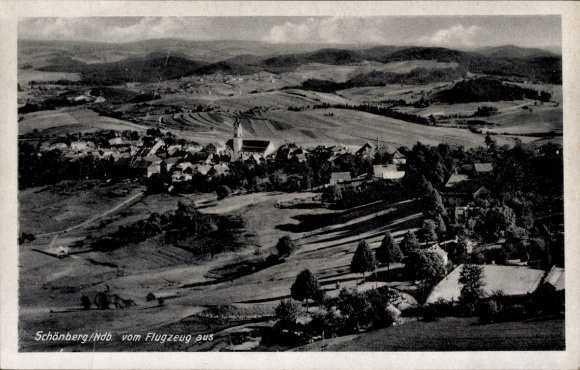 Ak Schönberg in Niederbayern, Fliegeraufnahme