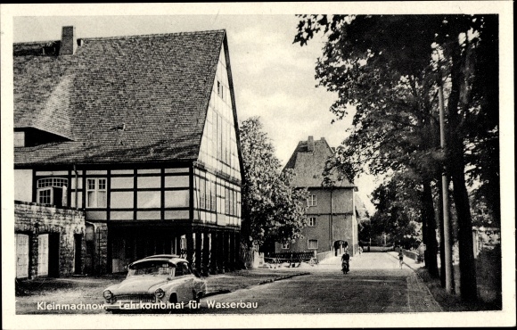 Postcard Kleinmachnow in Brandenburg, teaching combine for hydraulic engineering