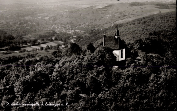 Ak Endingen am Kaiserstuhl, St. Katharinenkapelle, Fliegeraufnahme