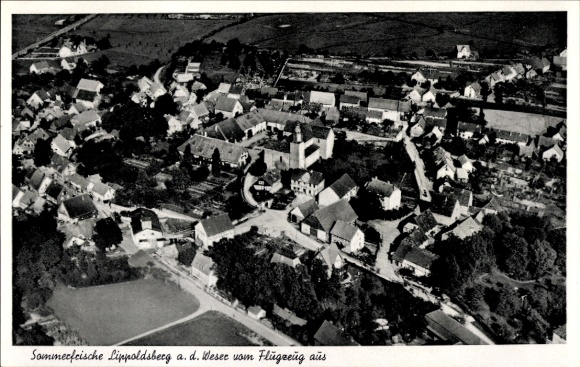 KP Lippoldsberg Wahlsburg Weserbergland, widok z lotu ptaka na domy, letni krajobraz