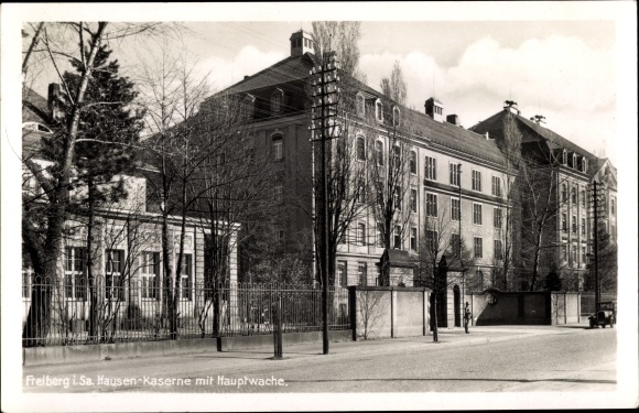 Postcard Freiberg in the district of Mittelsachsen, Hausenkaserne, Hauptwache