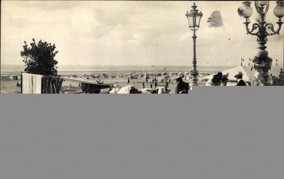 Ak Trouville Calvados, Sur la Terrasse du Grand Salon