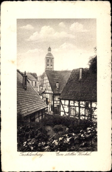 Ak Tecklenburg in Westfalen,  ein stiller Winkel, Häuser, Kirchturm, ländliche Umgebung