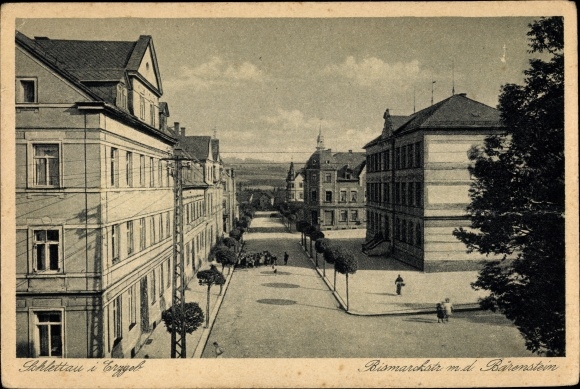 Ak Schlettau in het Ertsgebergte van Saksen, Bismarckstraße met de Bärenstein