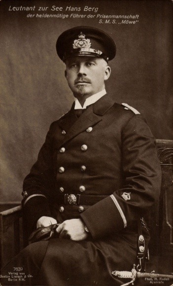 Postcard Lieutenant Hans Berg, leader of the prize crew SMS Möwe