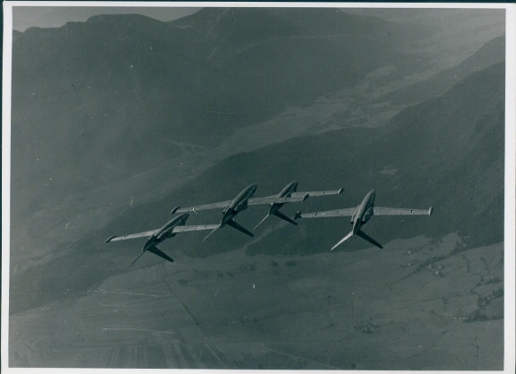 Photo German military aircraft in the air, Bundeswehr, Luftwaffe, formation flight