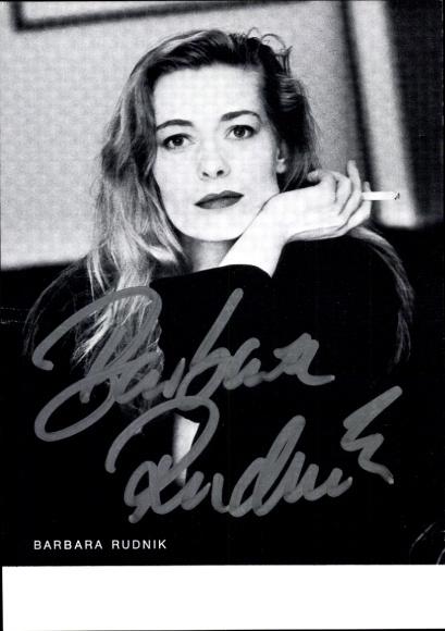 Postcard actress Barbara Rudnik, portrait, cigarette, autograph