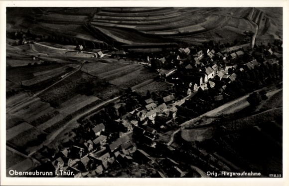Postcard Oberneubrunn Schleusegrund in Thuringia, aerial view of many houses, fields