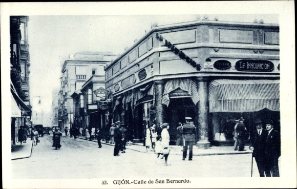 Ak Gijón Asturië Spanje, Calle de San Bernardo