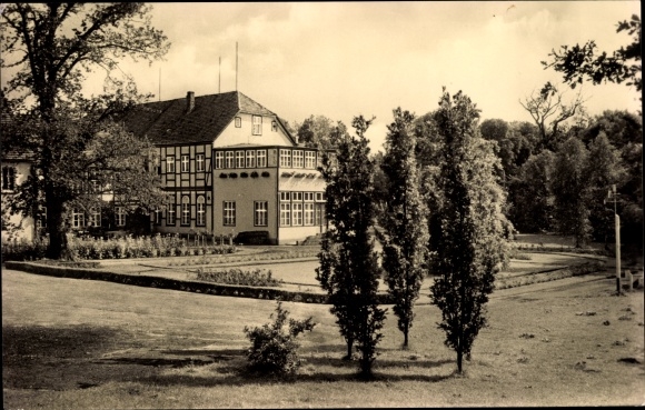 Postcard Bad Sülze in Mecklenburg, rheumatism and children&#39;s sanatorium, rose garden