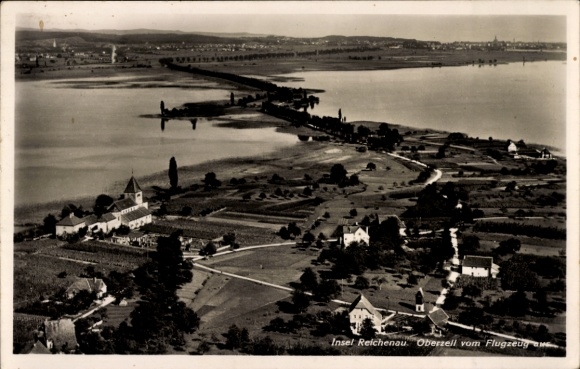 Ak Oberzell Insel Reichenau im Bodensee, Fliegeraufnahme