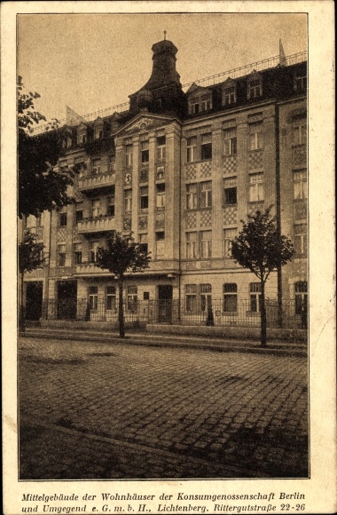 Postcard Berlin Lichtenberg, Rittergutstraße 22, residential buildings of the consumer cooperative