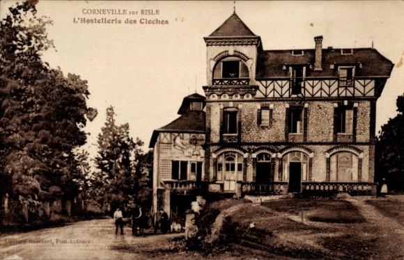 Postcard Corneville sur Risle Eure, Historic Building, L'Hostellerie des Cleches, rural scenery