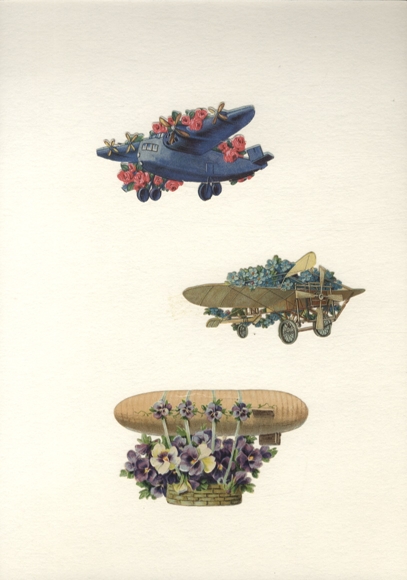3 płaszczyzny waflowe, Zeppelin ozdobiony kwiatami, każdy o wymiarach ok. 6 x 9,5 cm