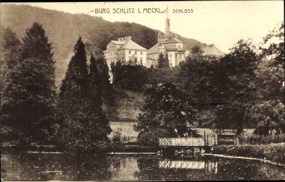 Postcard castle slot Hohen Demzin in Mecklenburg, castle, lake
