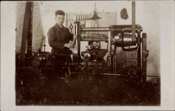 Photo Postcard Mechanic at a milling machine