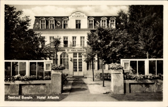 Postcard Ostseebad Bansin on Usedom, Hotel Atlantic, Seaside resort architecture