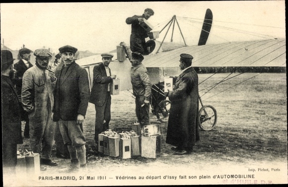 Ak Raid Paris-Madrid, 21. Mai 1911, Védrines au départ d'Issy fait son plain d'Automobiline