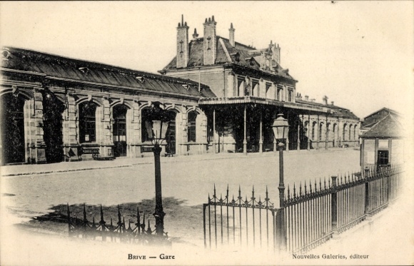 Postcard Brive la Gaillarde Corrèze, train station