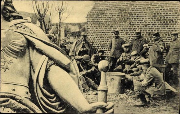 Puzzle AK 1 World War, Goddess of Victory, 1 AK missing