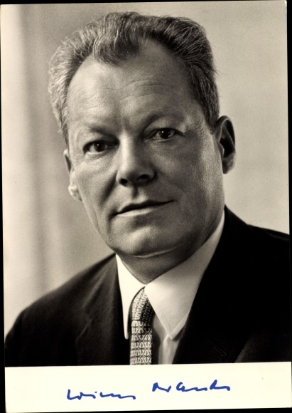 Postcard Federal Chancellor Willy Brandt, Chairman of the SPD, portrait