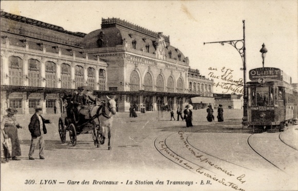 Postcard Lyon Rhône, Brotteaux station, tram stop