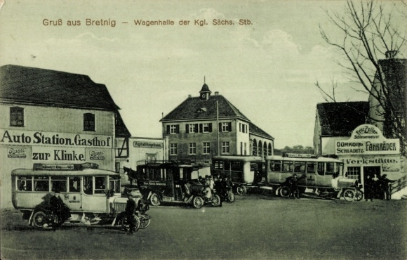 Postcard Bretnig Hauswalde Großröhrsdorf in Saxony, carriage hall of the Royal Saxon Stb., post bus