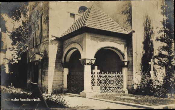 Postcard Zedlitz in Thuringia, family crypt