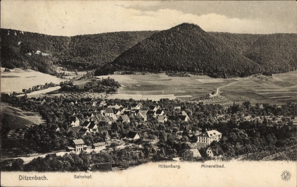 Ak Bad Ditzenbach in Württemberg, Gesamtansicht, Bahnhof, Hiltenburg, Mineralbad