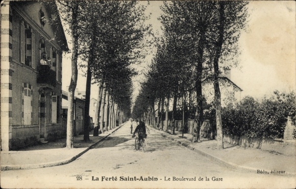Postcard La Ferté Saint Aubin Loiret, Le Boulevard de la Gare