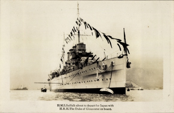 Postcard British warship, heavy cruiser HMS Suffolk