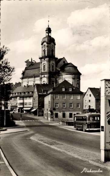 Ak Neckarsulm in Württemberg, Blick auf Kirche, historische Gebäude, Straßenansicht, alte Post...