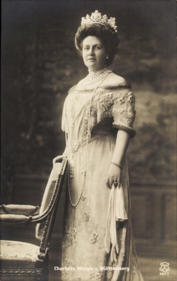 Ak Königin Charlotte von Württemberg mit Krone, Portrait
