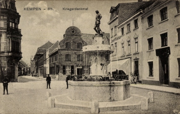 KP Kempen am Niederrhein, pomnik wojenny, fontanna, statua, budynek