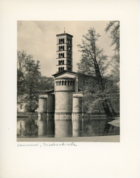 1 beautiful album with 8 photographs of Potsdam, E. Trepte, various black and white views