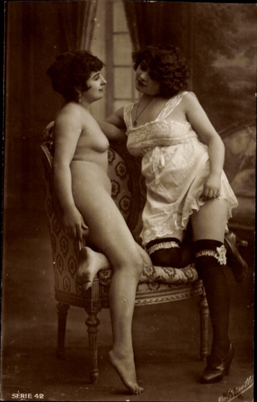 Postcard Naked woman and woman in underwear, breasts