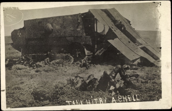 Photo Postcard Tank hit by a shell, destroyed tank, burned soldier, I. WW