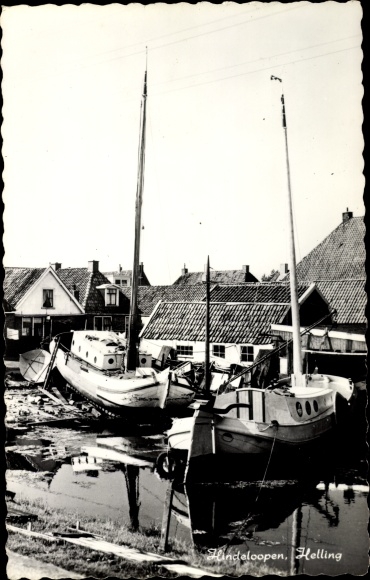Postcard Hindeloopen Hylpen Hindeloope Friesland Netherlands, Hilling, Boote, Häuser