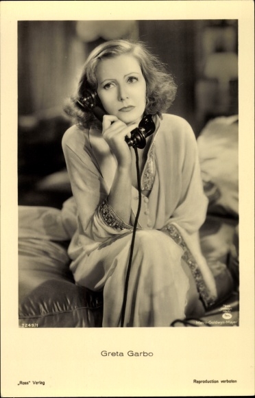 Postcard actress Greta Garbo, phone, portrait, Ross 7249/1, MGM