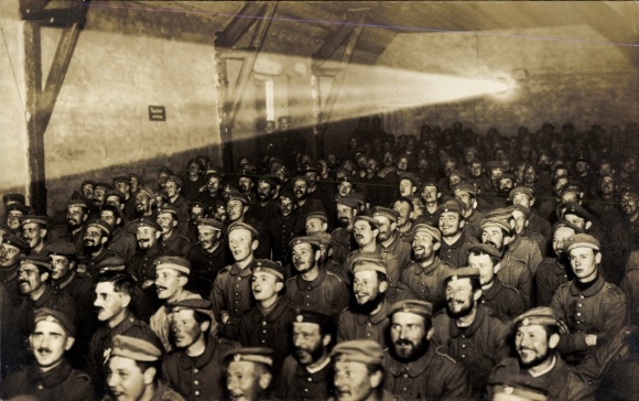 Photo Postcard German soldiers in uniforms, field cinema, cinema, imperial era