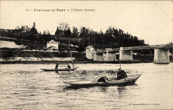 Postcard Fontaine le Port Seine et Marne, l'echeurs heureux