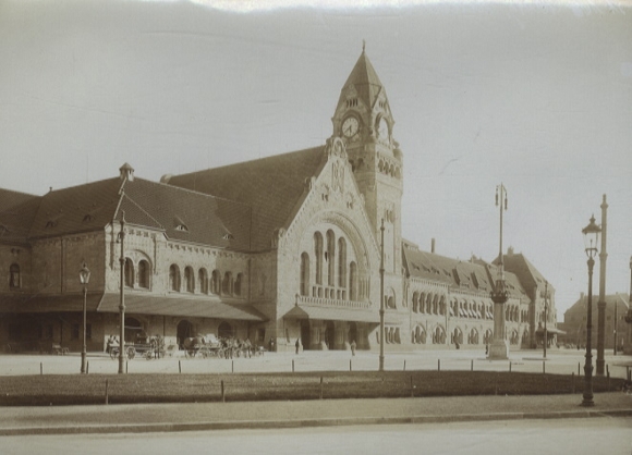 Original Foto Metz an der Mosel in Frankreich, Neuer Bahnhof, um 1900