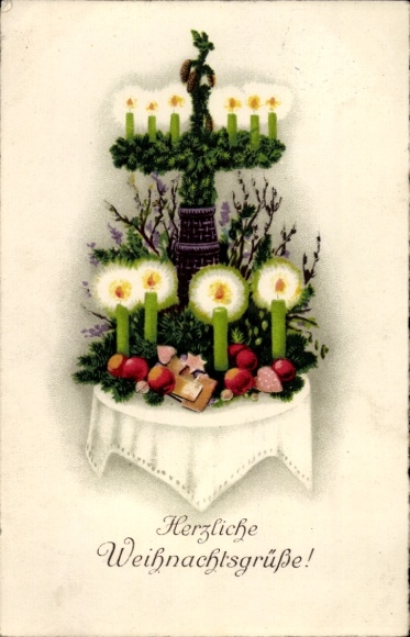 Ak Essen im Ruhrgebiet, Weihnachtspostkarte mit einem Weihnachtsbaum, Kerzen, Mistelzweigen un...