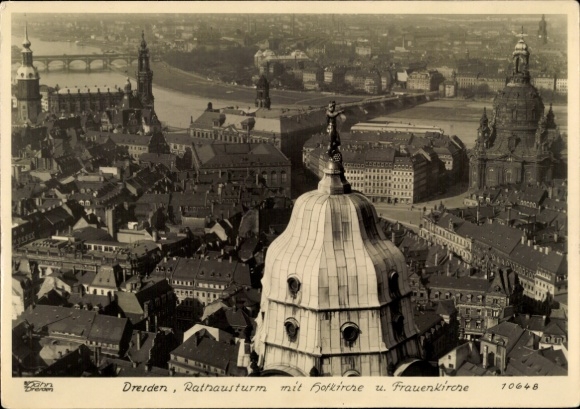 Ak Dresden Altstadt, Rathausturm, Hofkirche, Frauenkirche, Hahn 10648