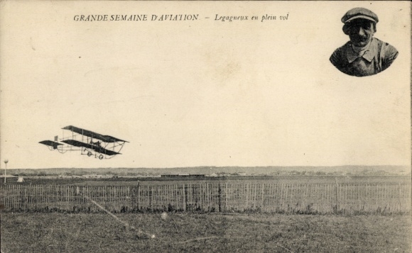 Postcard Legagneux in full flight